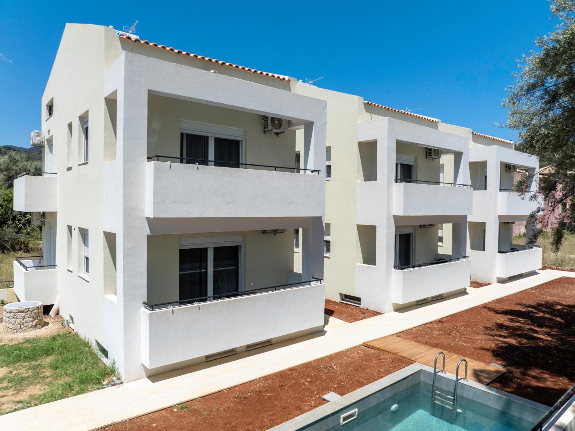 Miralis Apartments Nikiána Kültér fotó